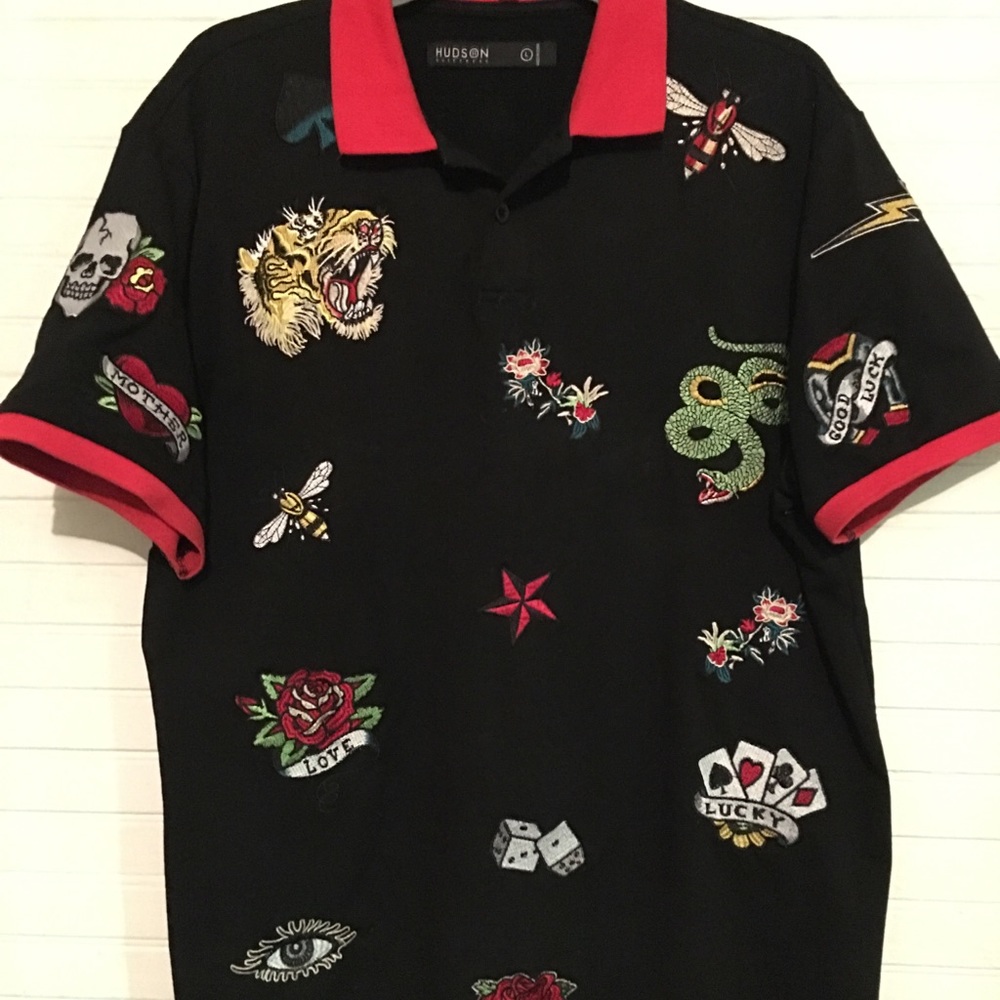 Size Large collar shirt